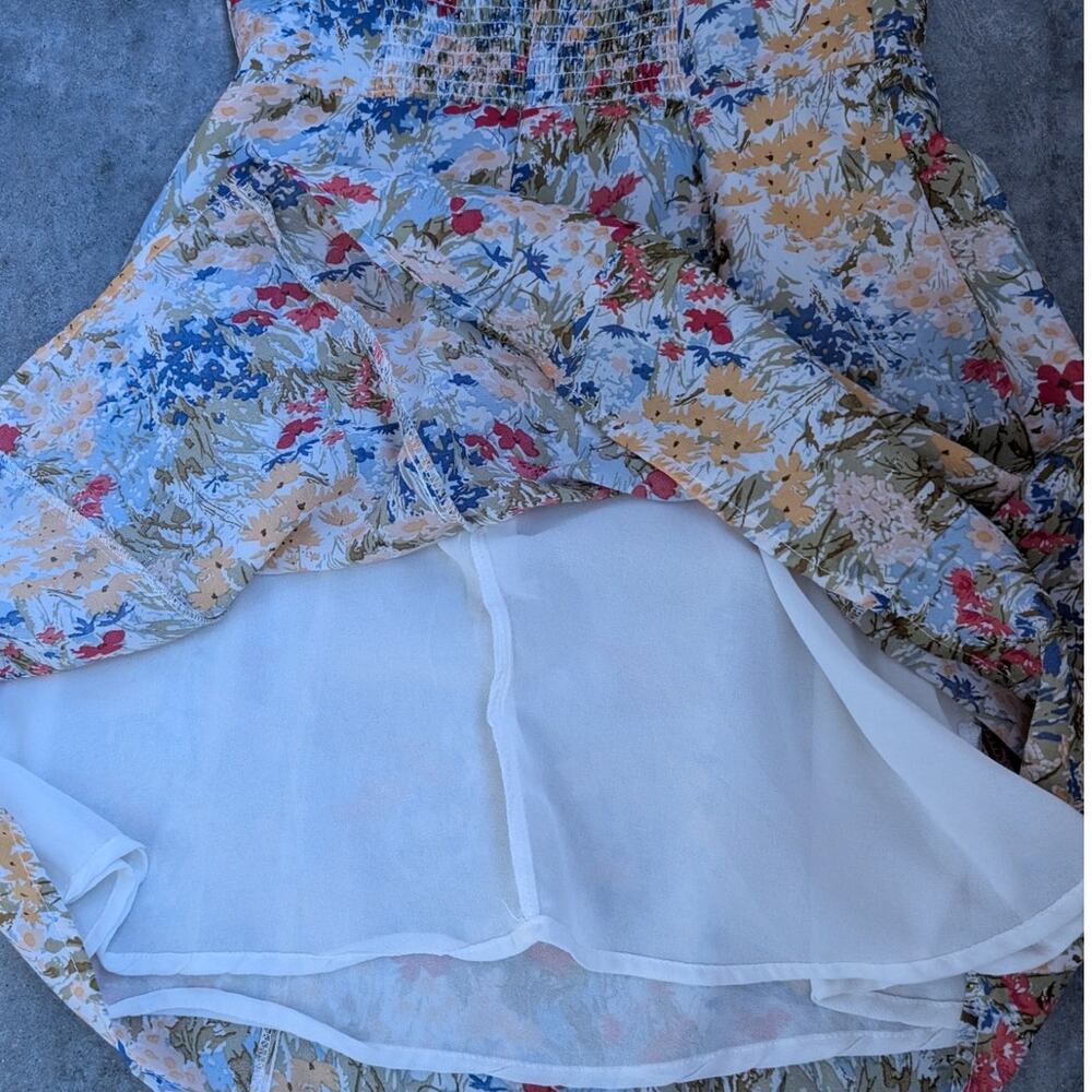 CIDER Ditsy Floral Dress Size Medium Tie Straps Spring Flower Print Flowy Airy - Picture 7 of 11